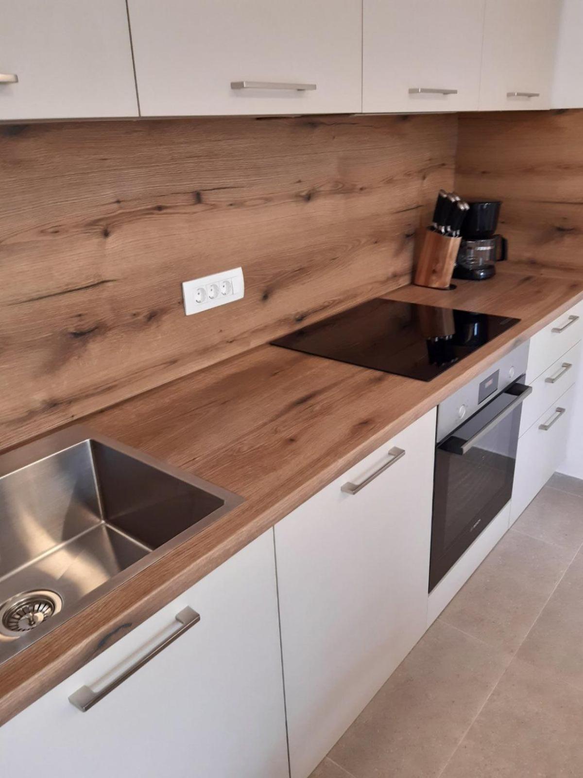Apartments Cerovic Малинска Екстериор снимка