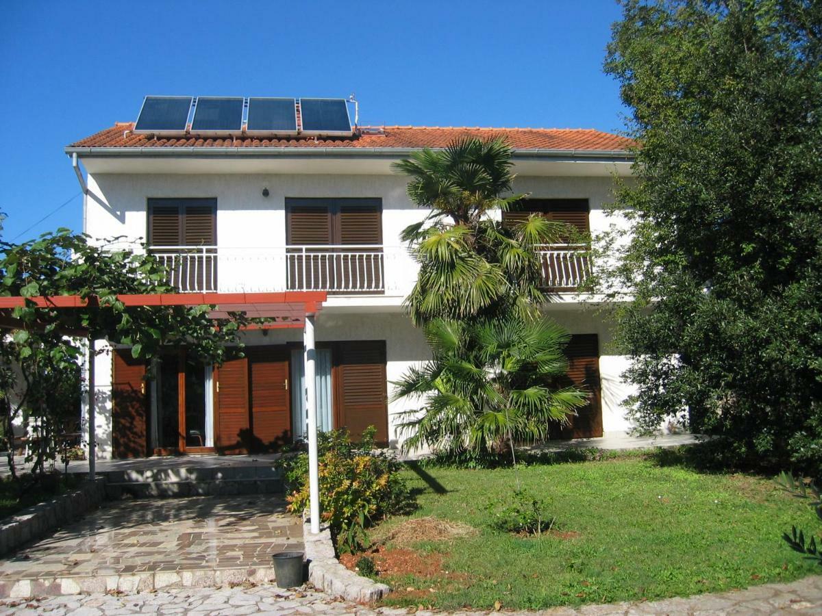 Apartments Cerovic Малинска Екстериор снимка