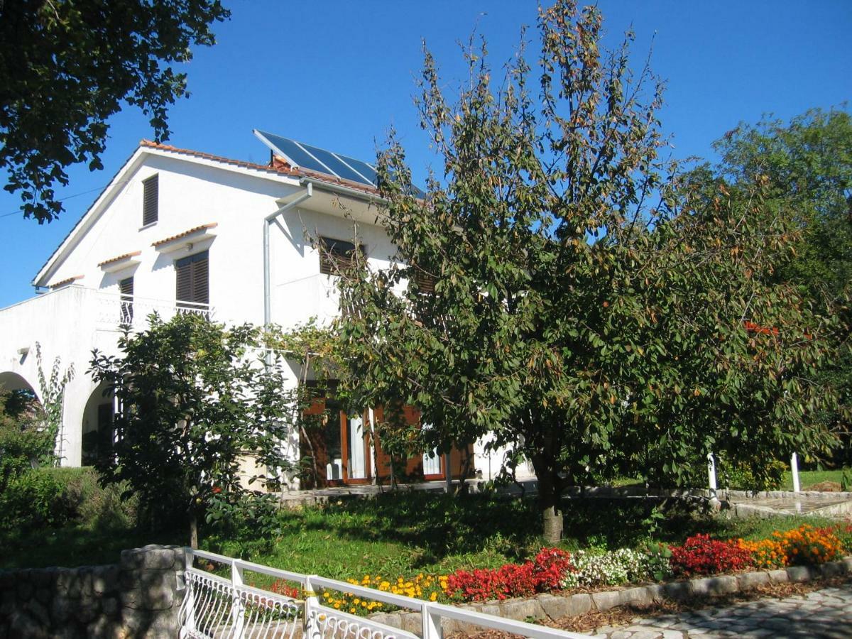 Apartments Cerovic Малинска Екстериор снимка